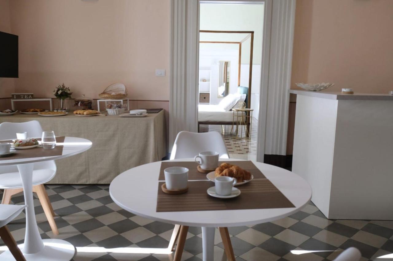 Toscano Palace Luxury Rooms CTA Eksteriør billede