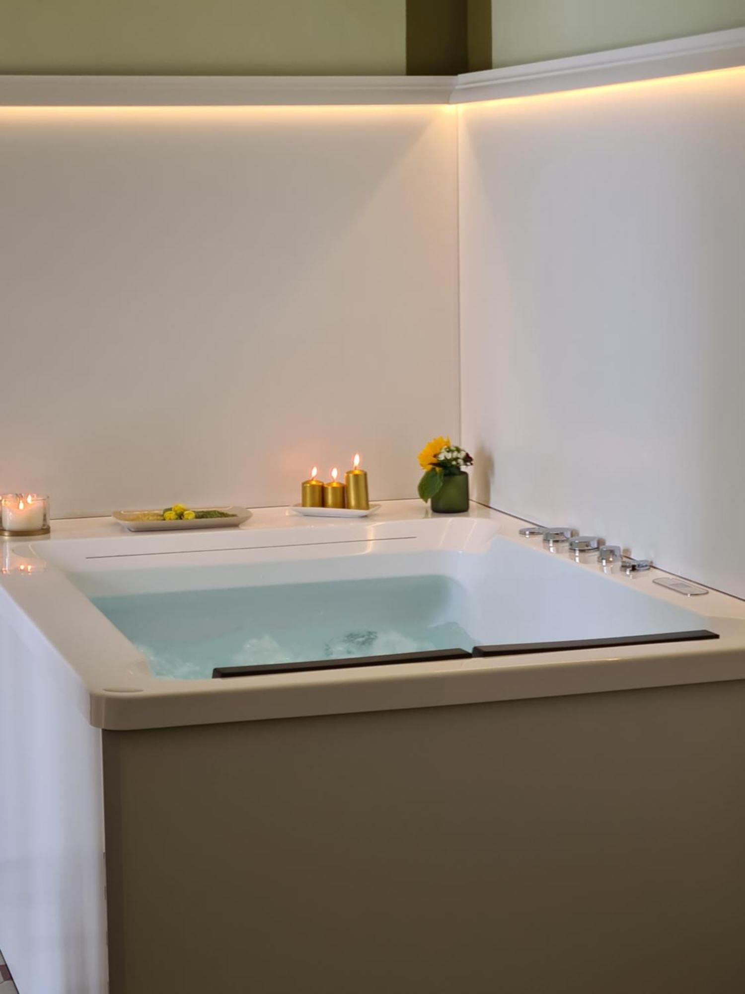 Toscano Palace Luxury Rooms CTA Eksteriør billede