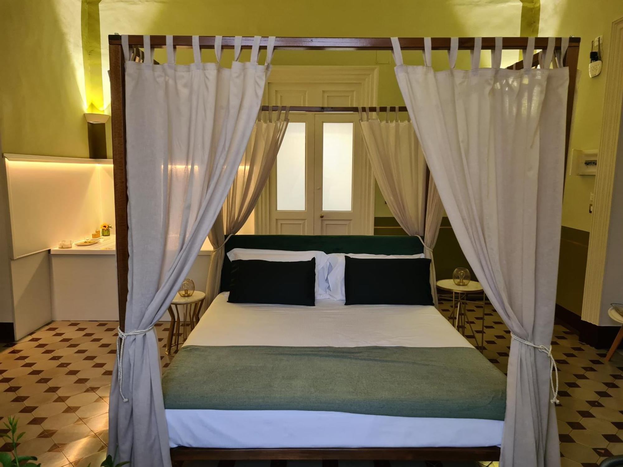 Toscano Palace Luxury Rooms CTA Eksteriør billede