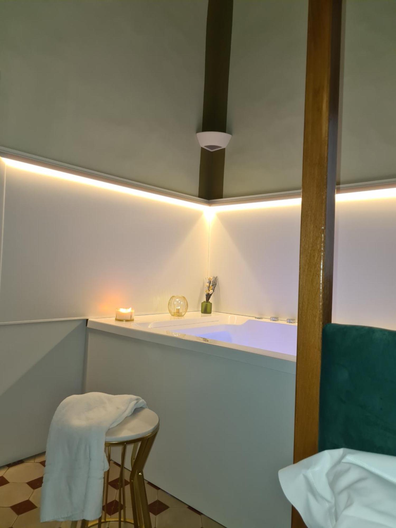 Toscano Palace Luxury Rooms CTA Eksteriør billede