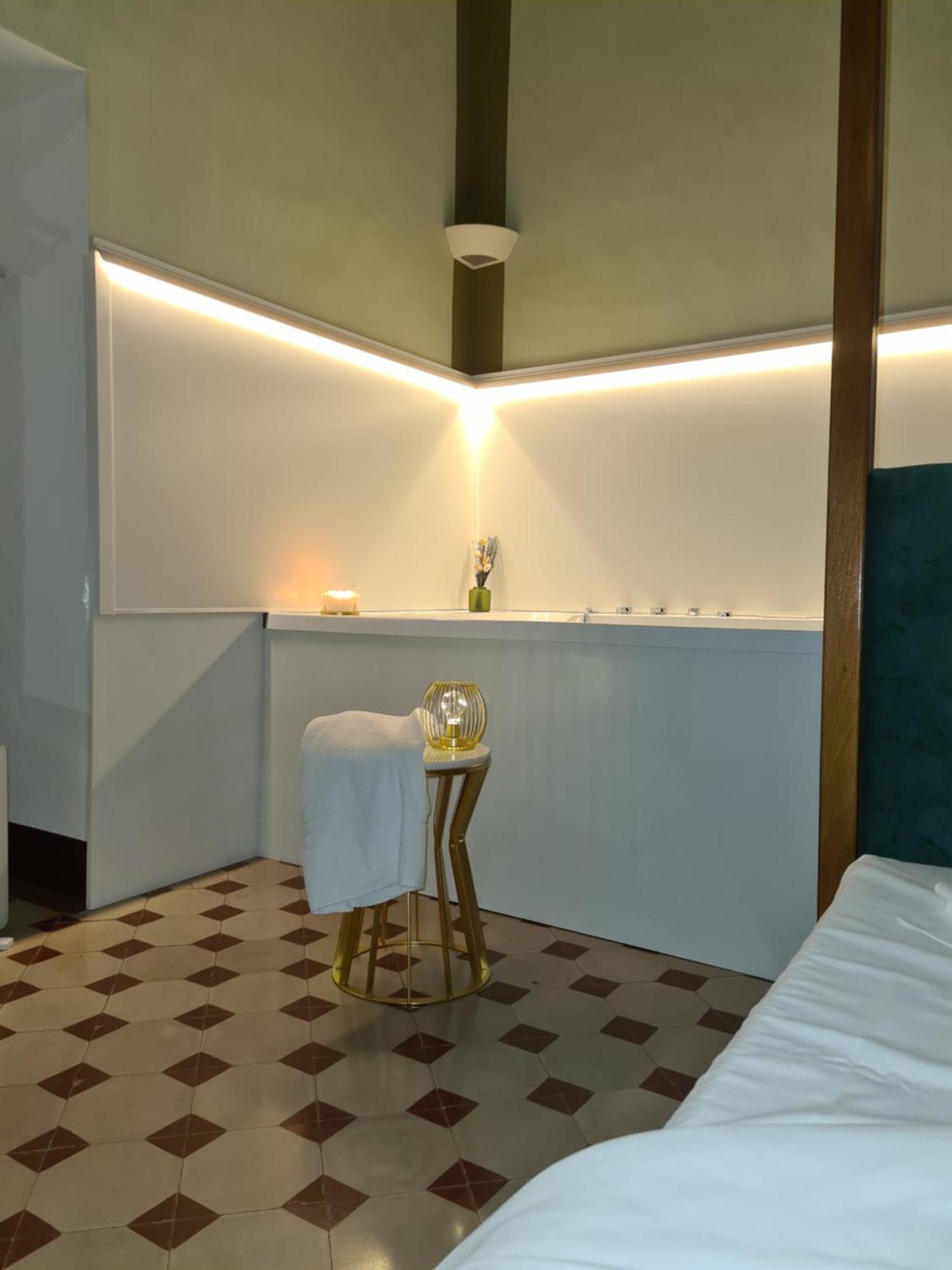 Toscano Palace Luxury Rooms CTA Eksteriør billede